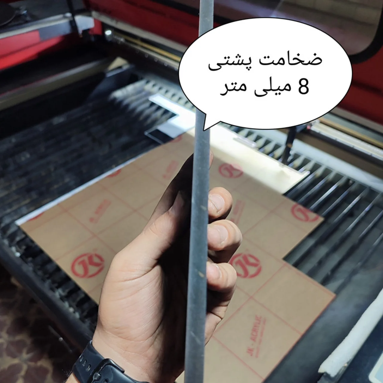 ساعت دیواری عقربه‌ای با نشانگر فانتزی مدل چوبی رفتار گربه 102673534