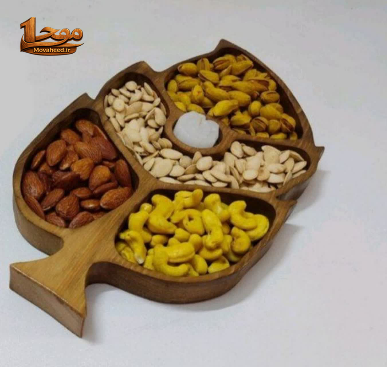 آجیل خوری