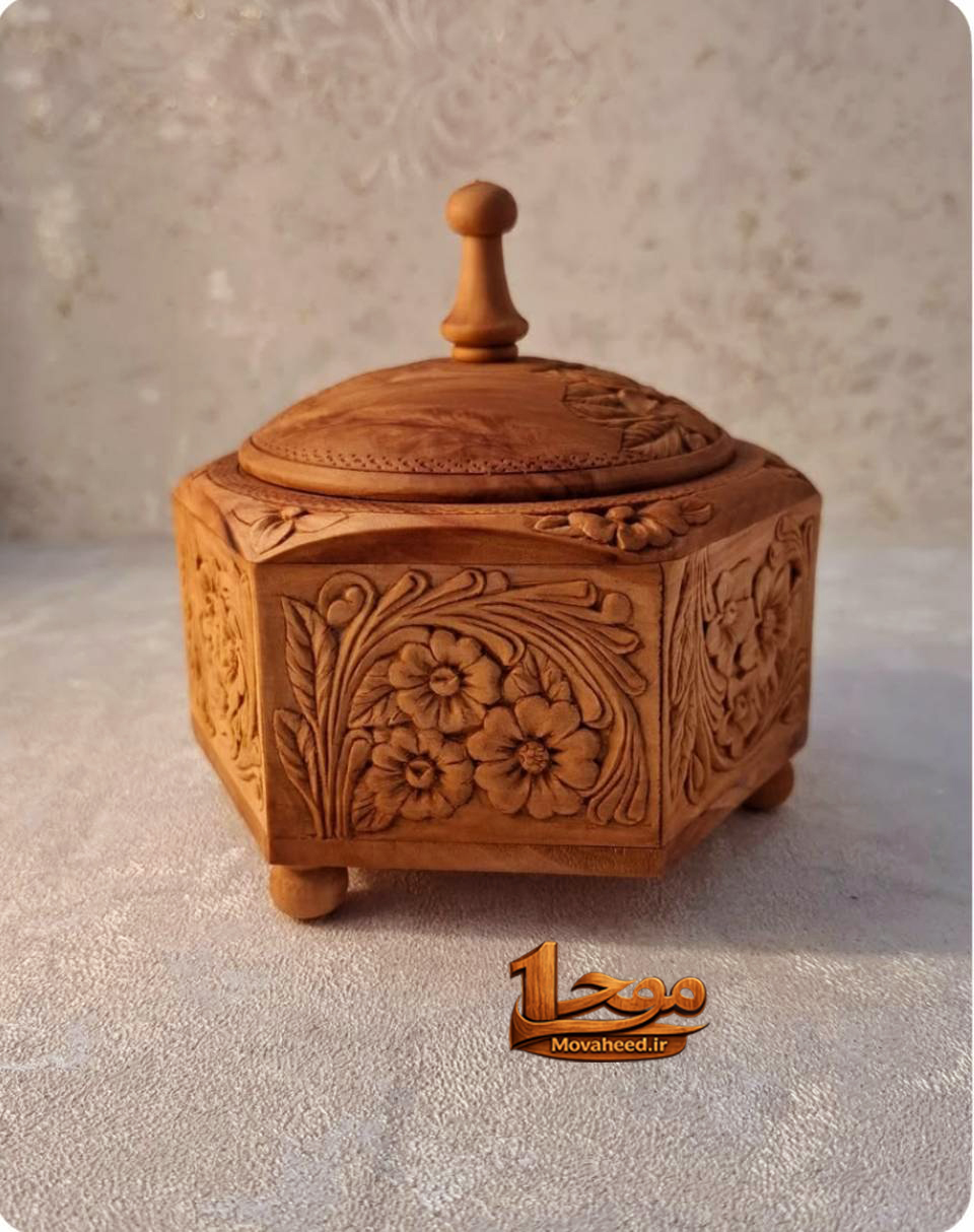 قندان شش ضلعی . چوب گلابی .