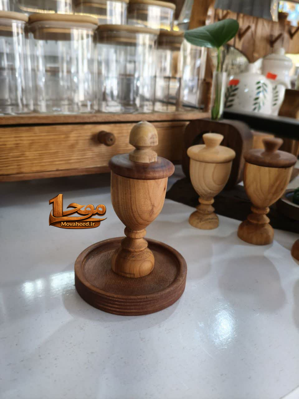 شکلات خوری چوبی