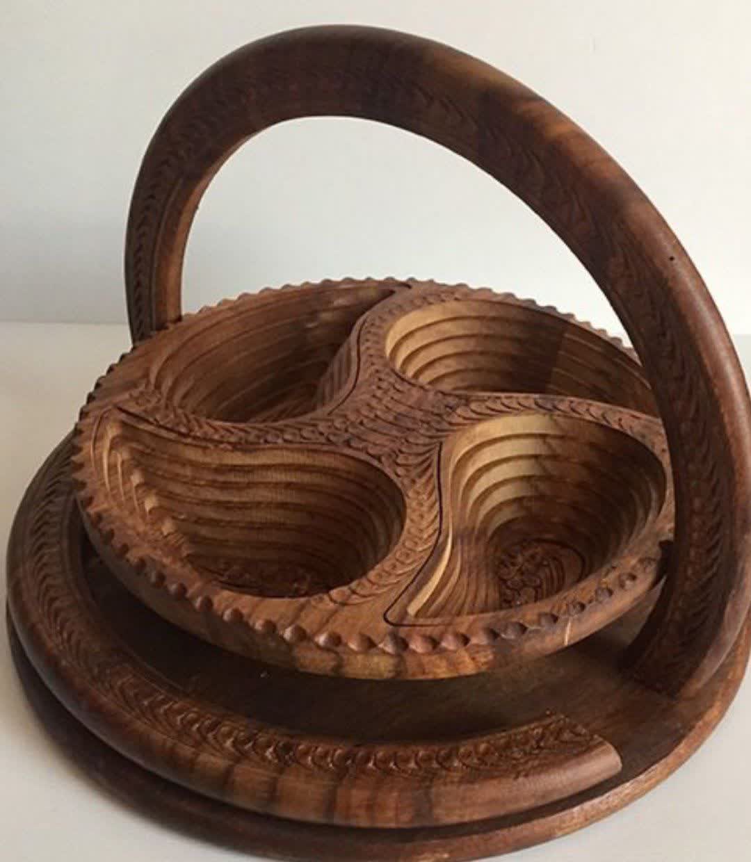اجیل خوری چوبی