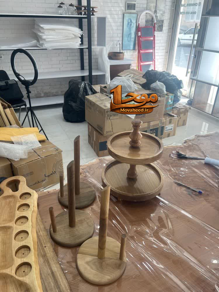 شیرینی خوری چوبی
