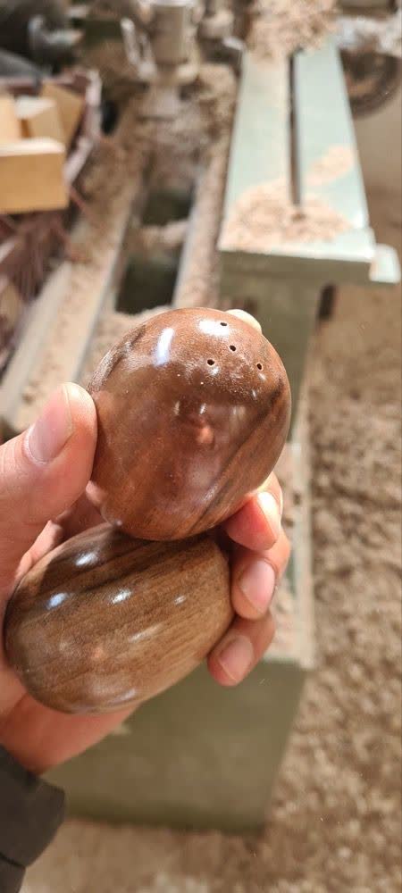 نمکدان چوبی